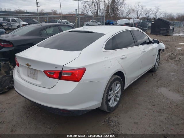 Chevrolet MALIBU LT 2018 1G1ZD5ST4JF171731 Image 4