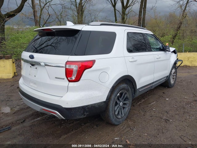 Ford EXPLORER XLT 2016 1FM5K7DH7GGB32663 Image 4