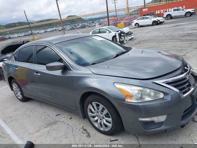 Nissan Altima 2.5 S 2015 1N4AL3AP8FC233565 Image 1