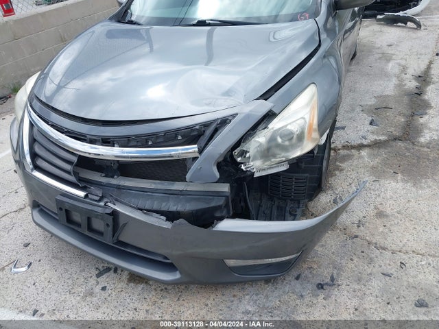 Nissan Altima 2.5 S 2015 1N4AL3AP8FC233565 Image 6