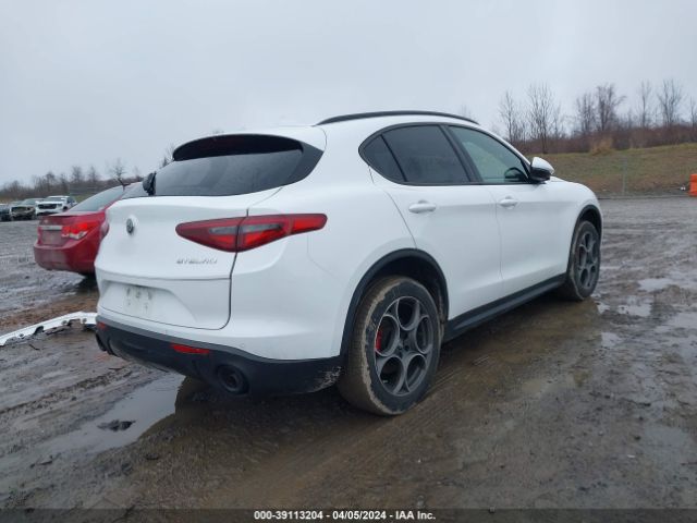 2022 ALFA ROMEO STELVIO ZASPAKAN9N7D28217 Photo 3