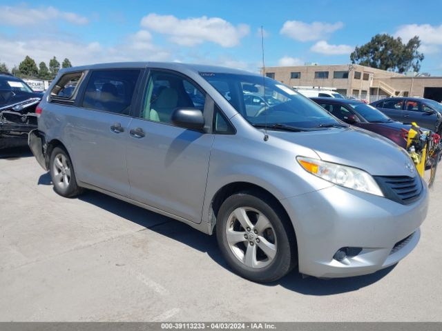 Auction sale of the 2011 Toyota Sienna Base V6, vin: 5TDZK3DCXBS009229, lot number: 39113233