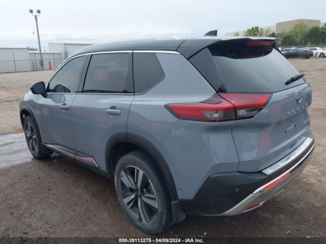 JN8BT3DC3NW119515 Nissan Rogue Platinum Fwd