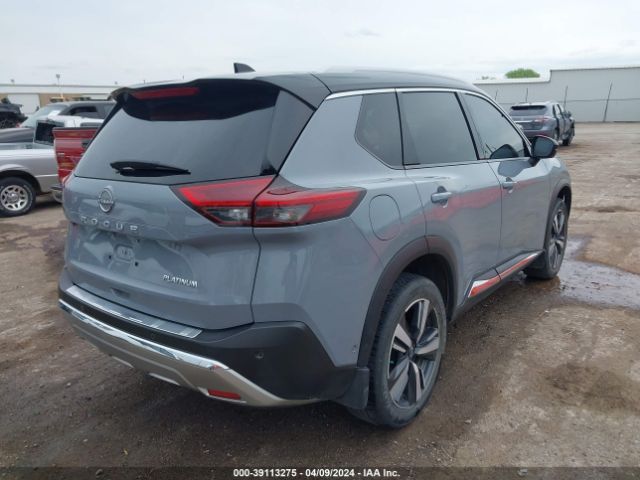 JN8BT3DC3NW119515 Nissan Rogue Platinum Fwd
