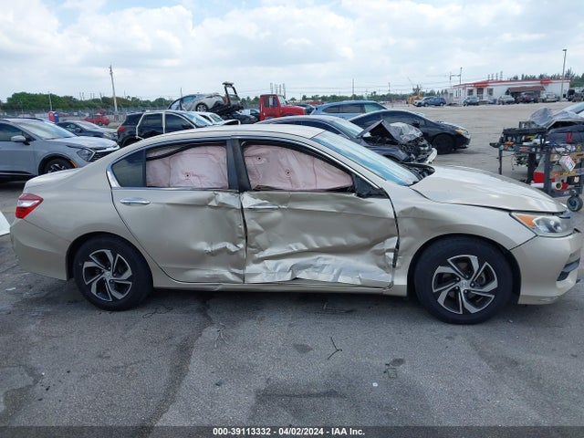 Honda ACCORD LX 2017 1HGCR2F32HA180976 Image 13