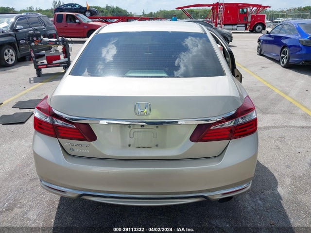 Honda ACCORD LX 2017 1HGCR2F32HA180976 Image 16