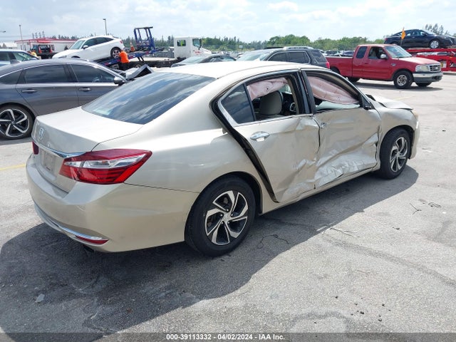 Honda ACCORD LX 2017 1HGCR2F32HA180976 Image 4