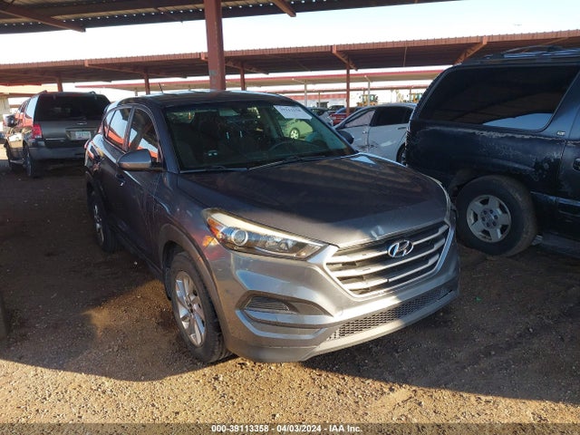 Hyundai TUCSON SE 2017 KM8J23A47HU396199 Image 1