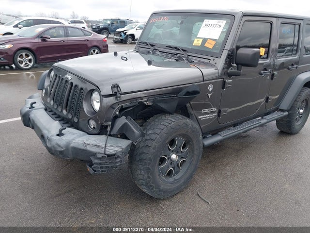 1C4BJWDG0HL513873 Jeep Wrangler Unlimited Sport 4x4