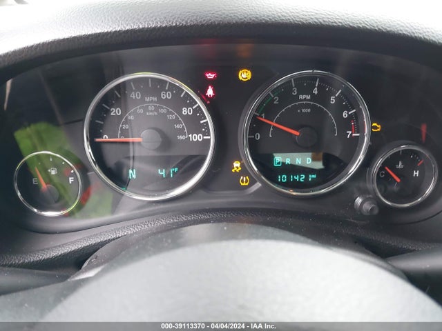 1C4BJWDG0HL513873 Jeep Wrangler Unlimited Sport 4x4