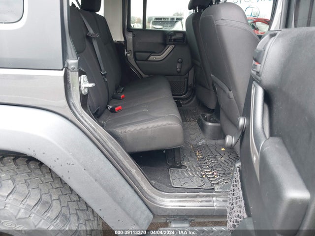 1C4BJWDG0HL513873 Jeep Wrangler Unlimited Sport 4x4