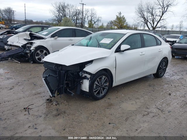 KIA Forte Lxs 2023 3KPF24AD7PE684608 Image 2
