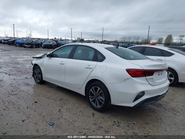 KIA Forte Lxs 2023 3KPF24AD7PE684608 Image 3