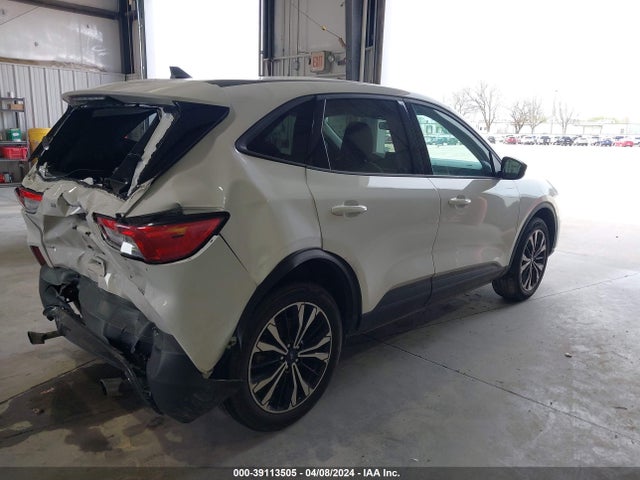 Ford ESCAPE SE 2022 1FMCU9G6XNUB15460 Image 4