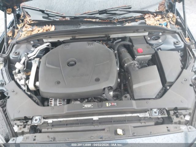 7JRA22TK3LG064229 Volvo S60 T6 Momentum