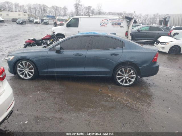 7JRA22TK3LG064229 Volvo S60 T6 Momentum