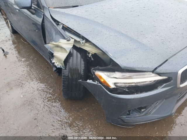 7JRA22TK3LG064229 Volvo S60 T6 Momentum