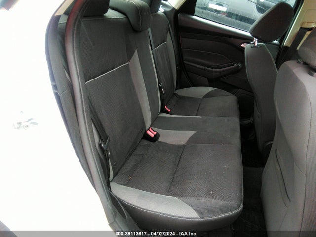 Ford FOCUS SE 2014 1FADP3F23EL226889 Image 8
