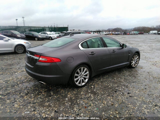2010 JAGUAR XF SAJWA0GB9ALR50650 Photo 3