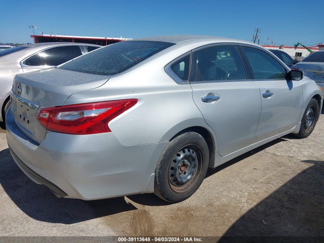 Nissan Altima 2.5 S 2016 1N4AL3AP7GN337891 Image 4
