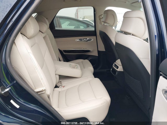 Genesis Gv70 2.5t Awd 2023 KMUMADTB4PU138997 Image 8
