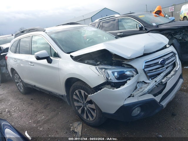 Subaru Outback 2.5i Limited 2015 4S4BSBLCXF3260560 Image 1