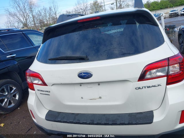 Subaru Outback 2.5i Limited 2015 4S4BSBLCXF3260560 Image 16