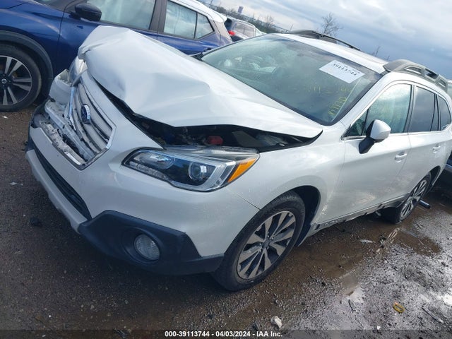 Subaru Outback 2.5i Limited 2015 4S4BSBLCXF3260560 Image 2