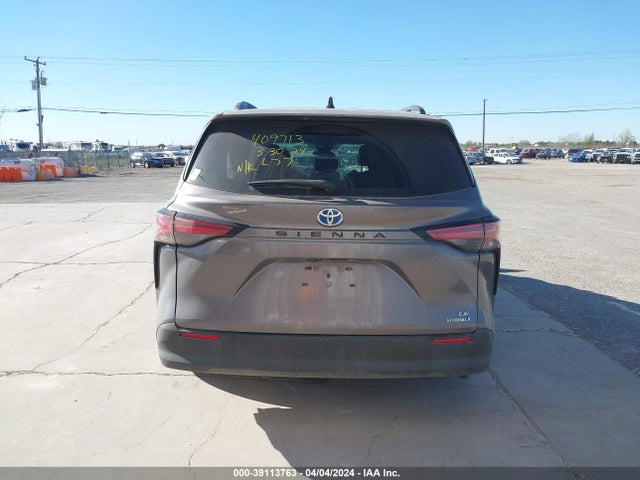 Toyota SIENNA LE 2021 5TDBRKEC3MS004575 Image 16