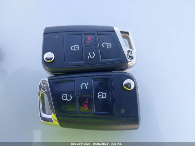 WVWLF7AUXFW158454 Volkswagen Golf R 4-door
