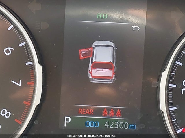 Toyota RAV4 LE 2019 JTMH1RFV9KJ009655 Image 16