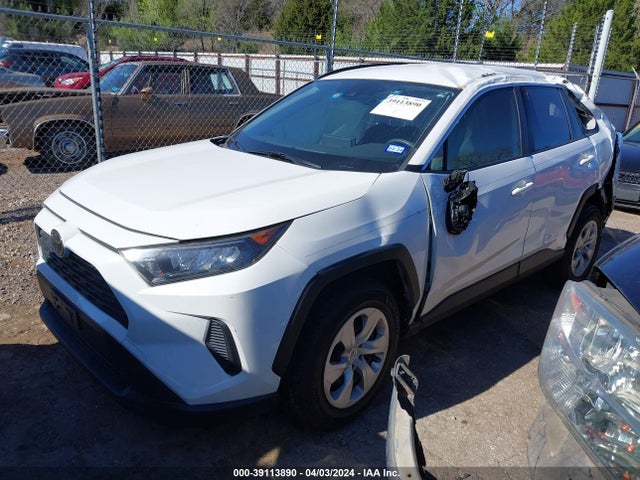 Toyota RAV4 LE 2019 JTMH1RFV9KJ009655 Image 2