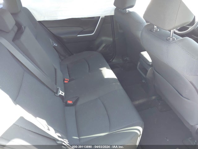 Toyota RAV4 LE 2019 JTMH1RFV9KJ009655 Image 8