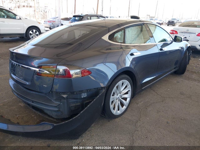 5YJSA1E14HF187592 Tesla Model S 60/75