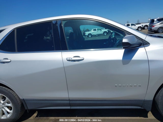 Chevrolet EQUINOX LT 2018 2GNAXJEV5J6136117 Image 14