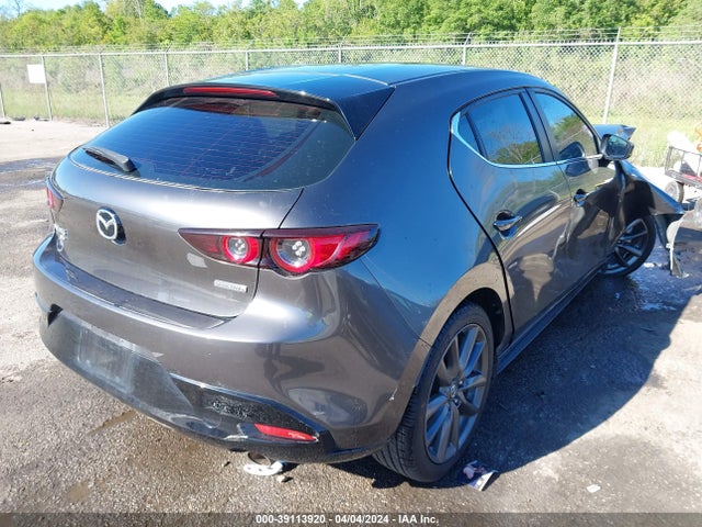 Mazda MAZDA3 2019 JM1BPBJM1K1137575 Image 4