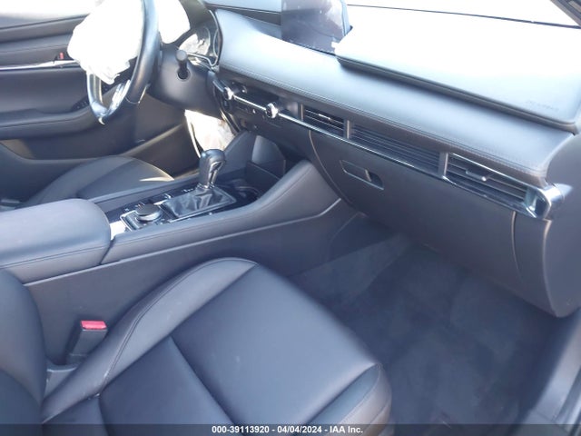 Mazda MAZDA3 2019 JM1BPBJM1K1137575 Image 5