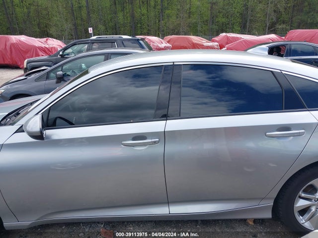 Honda ACCORD LX 2018 1HGCV1F17JA211133 Image 14