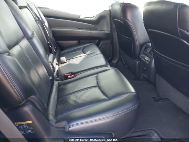 Nissan Pathfinder Sl 2017 5N1DR2MN2HC909226 Image 8