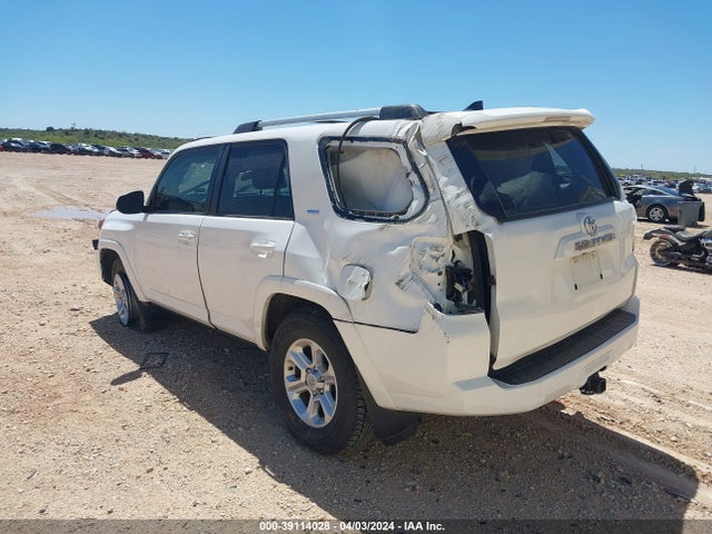 Toyota 4RUNNER SR5 2022 JTEEU5JR8N5258907 Image 3
