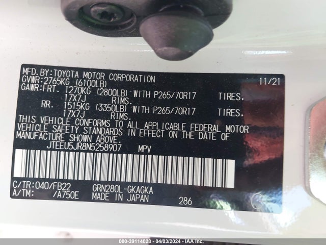 Toyota 4RUNNER SR5 2022 JTEEU5JR8N5258907 Image 9