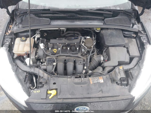 Ford FOCUS SE 2016 1FADP3F27GL244668 Image 10