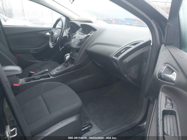 Ford FOCUS SE 2016 1FADP3F27GL244668 Image 5
