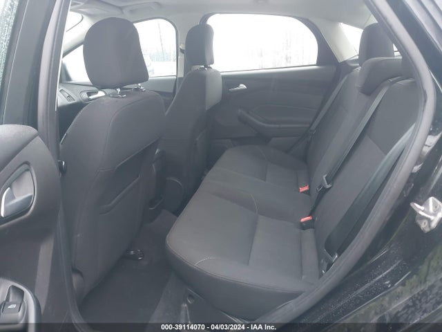 Ford FOCUS SE 2016 1FADP3F27GL244668 Image 8