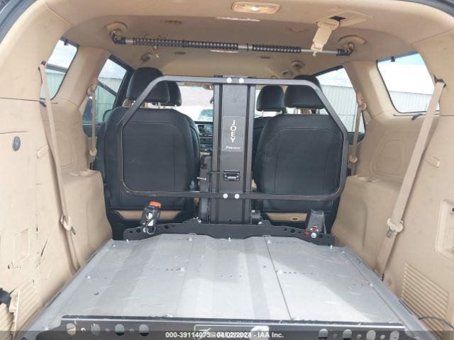 KNDMC5C10G6116655 KIA SEDONA EX