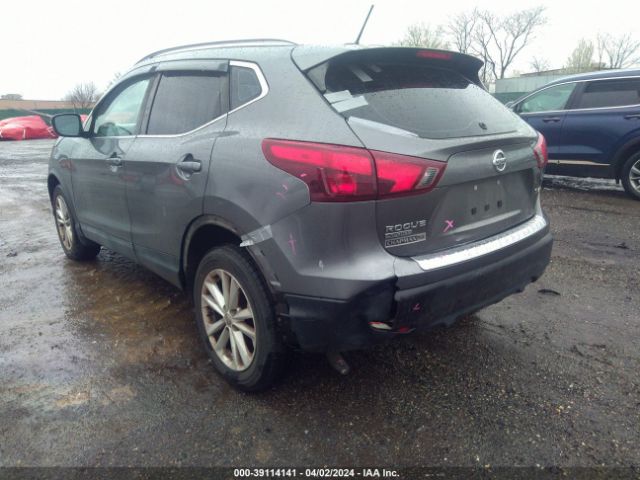 JN1BJ1CR3HW111725 Nissan Rogue Sport Sv