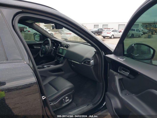 2020 JAGUAR F-PACE SADCJ2FX7LA652319 Photo 4
