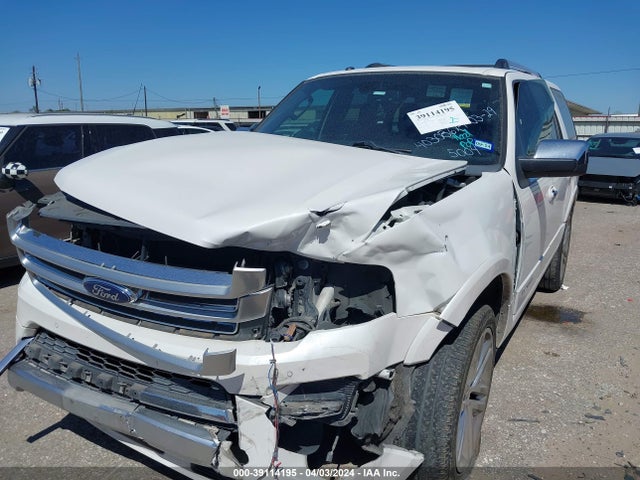 Ford Expedition Platinum 2015 1FMJU1LT7FEF25004 Image 2