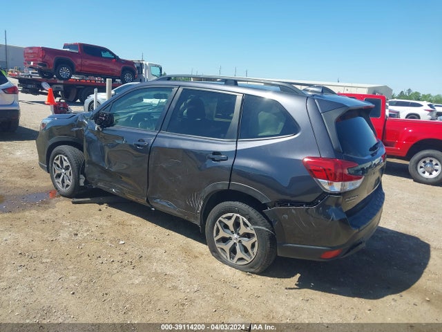 Subaru Forester Premium 2019 JF2SKAEC5KH400718 Image 3
