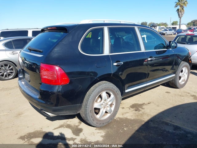 2005 PORSCHE CAYENNE WP1AA29P35LA24133 Photo 3